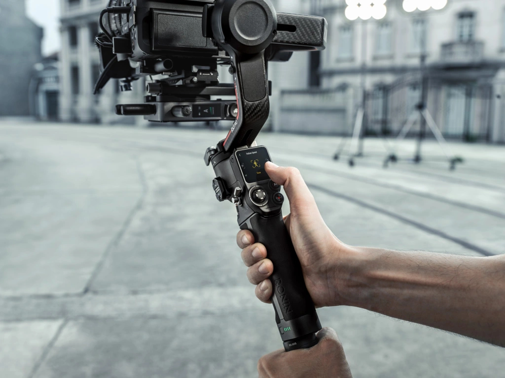 Introducing DJI's NEW Gimbal: the RS 3 Mini 