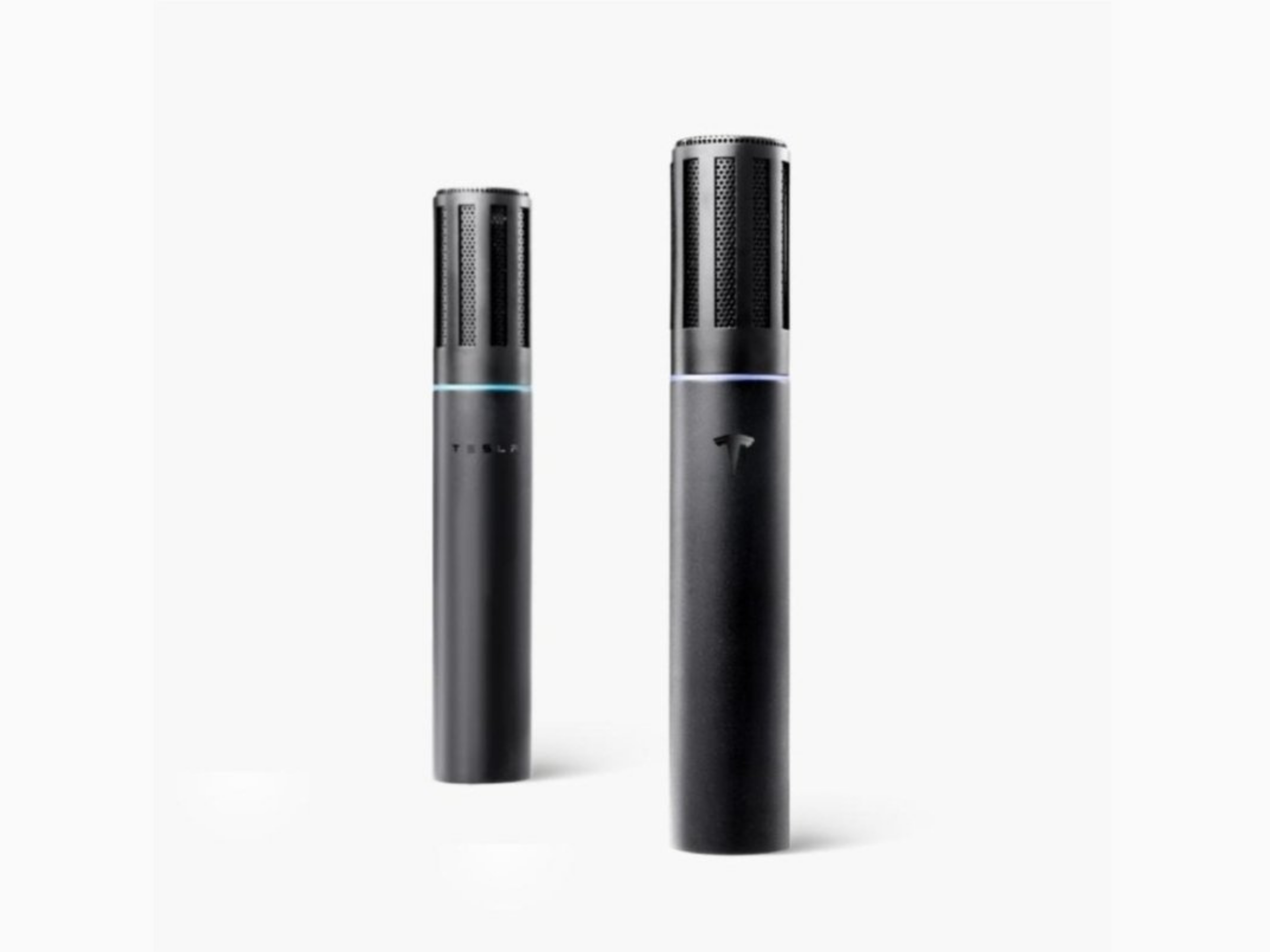 テスラ、北米で車載カラオケ用マイク「CaraokeMic」を発売