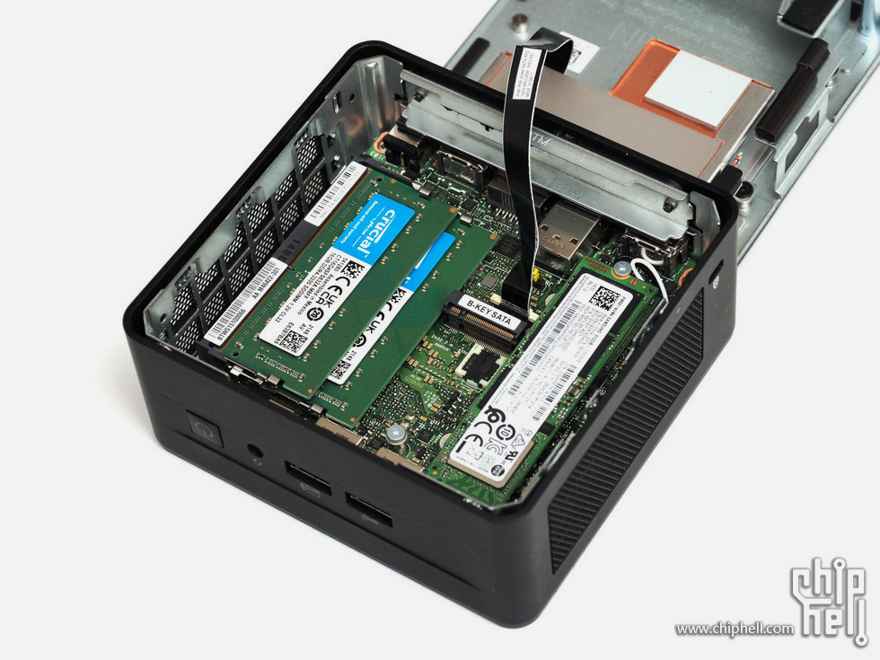 Intel NUC Studio 12 Pro: Wall Street Canyon mini-PC leaks with Alder Lake-P processors and upgrade options thumbnail