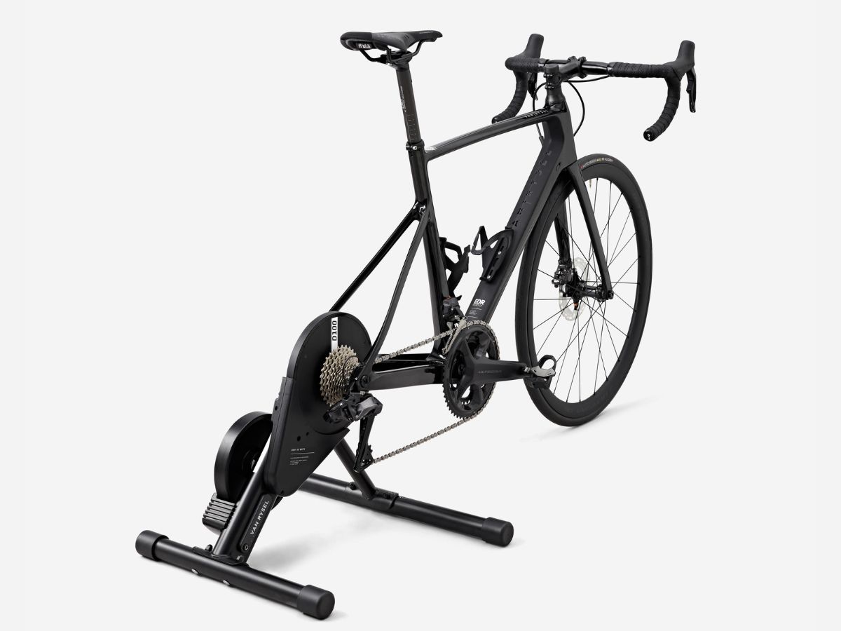 Van Rysel Interactive Turbo Trainer D100 now on sale at Decathlon -   News