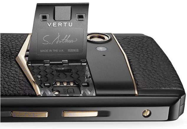 Louis Vuitton iPhone 7 Case Costs $5,000: PHOTOS