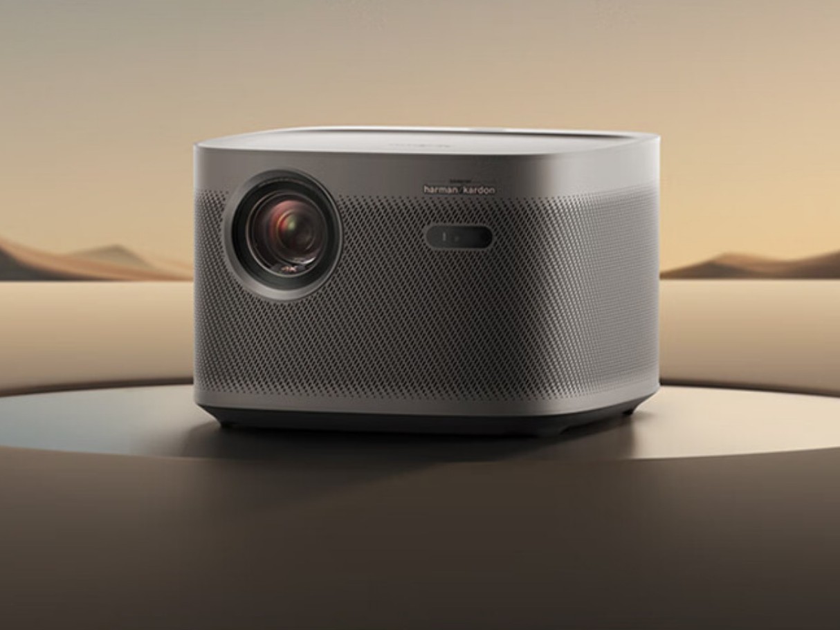 XGIMI H6 4K projector with optical lossless zoom now available