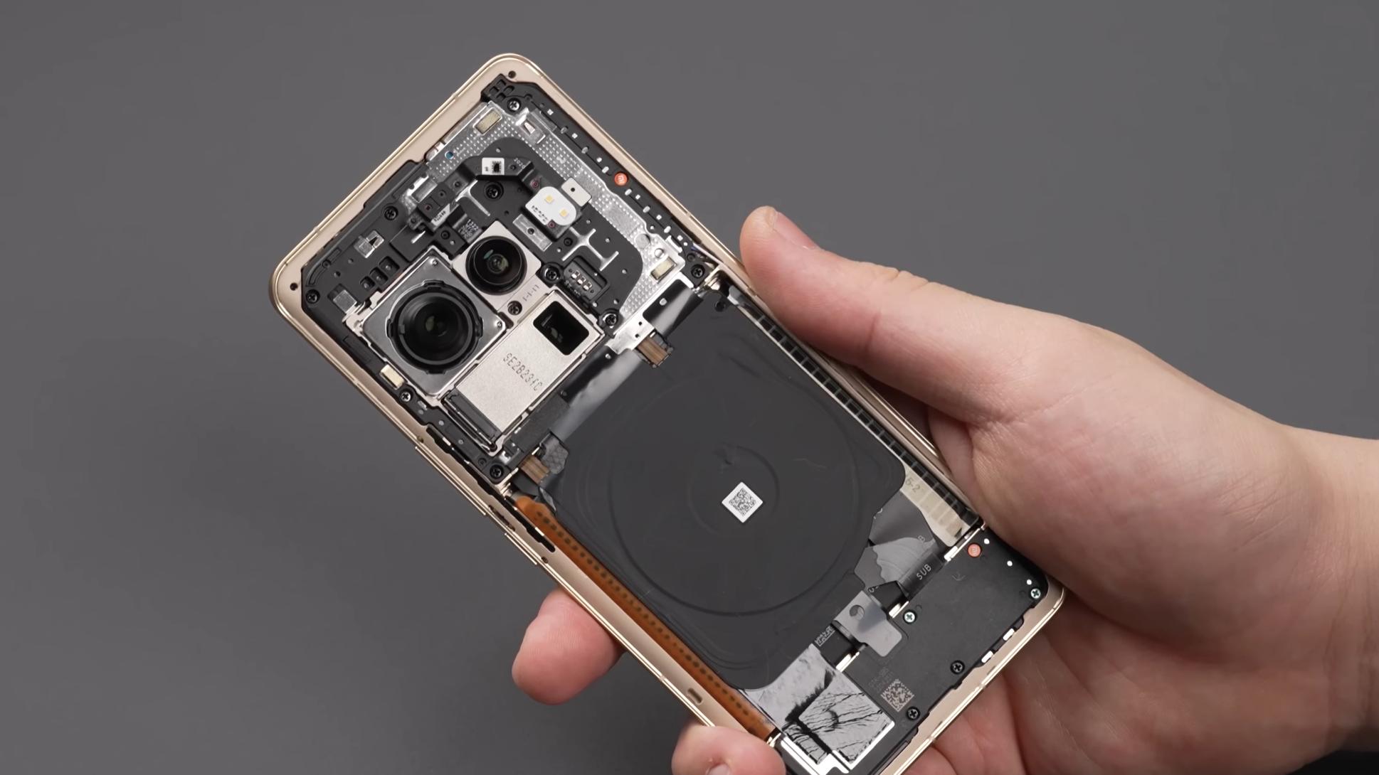 Xiaomi 12S Ultra teardown video highlights the scale of the Sony IMX989 and reduced Snapdragon 8 Plus Gen 1 power consumption under load - NotebookCheck.net News