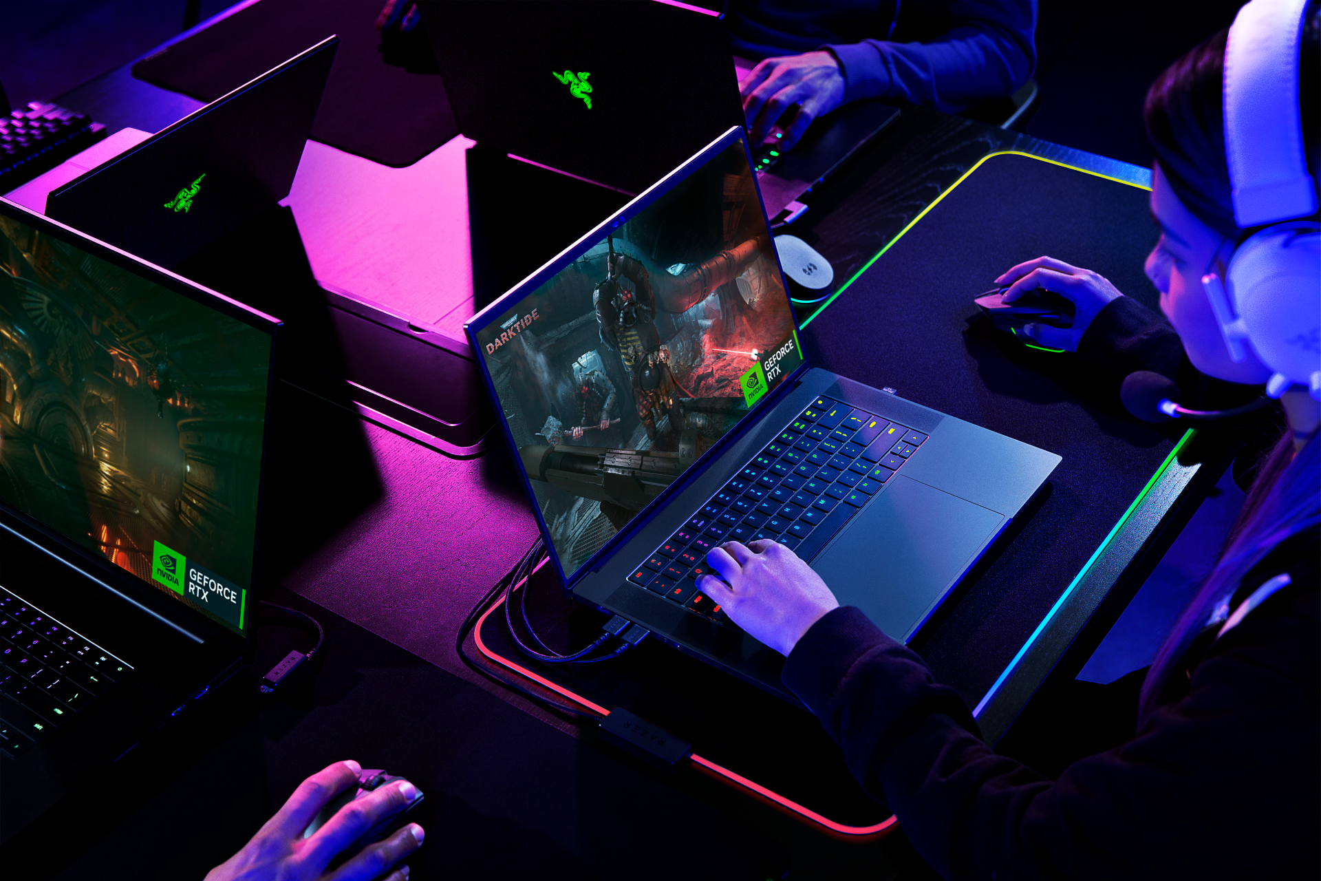 Razer Blade 16 debuts with Intel Raptor Lake-HX Core i9-13950HX, 175 W RTX  4090, and world's first dual-native mode switching mini-LED display -   News