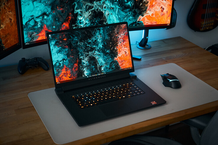 Deal | Incredible Alienware m17 R5 offer from Dell shaves US0.50 off from Ryzen 9 6900HX and Radeon RX 6850M XT configuration