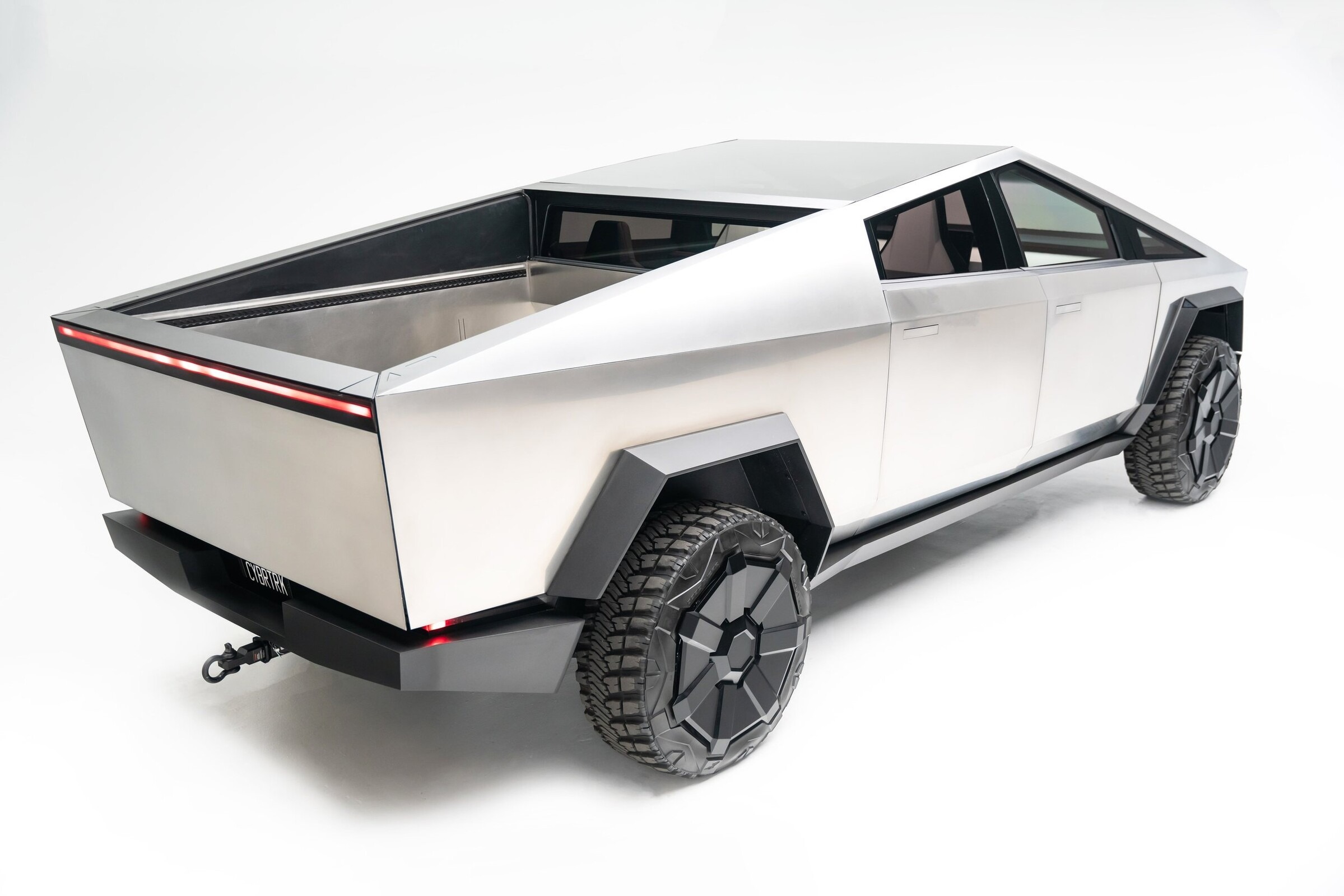 Lithium downfall may result in lower Cybertruck prices as major