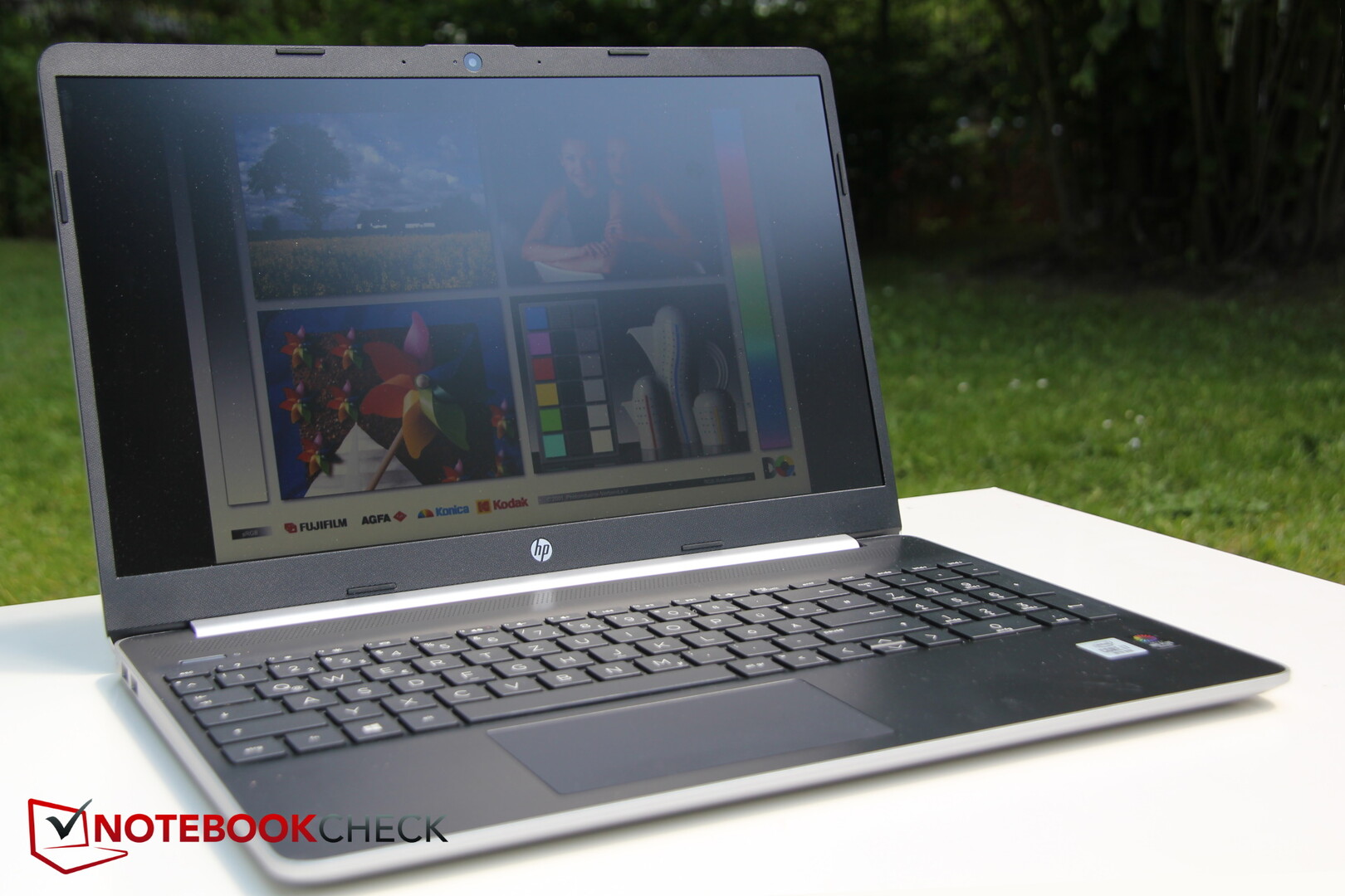 HP 15 with 11th gen Core i7-1165G7 is only $589 USD right now to 