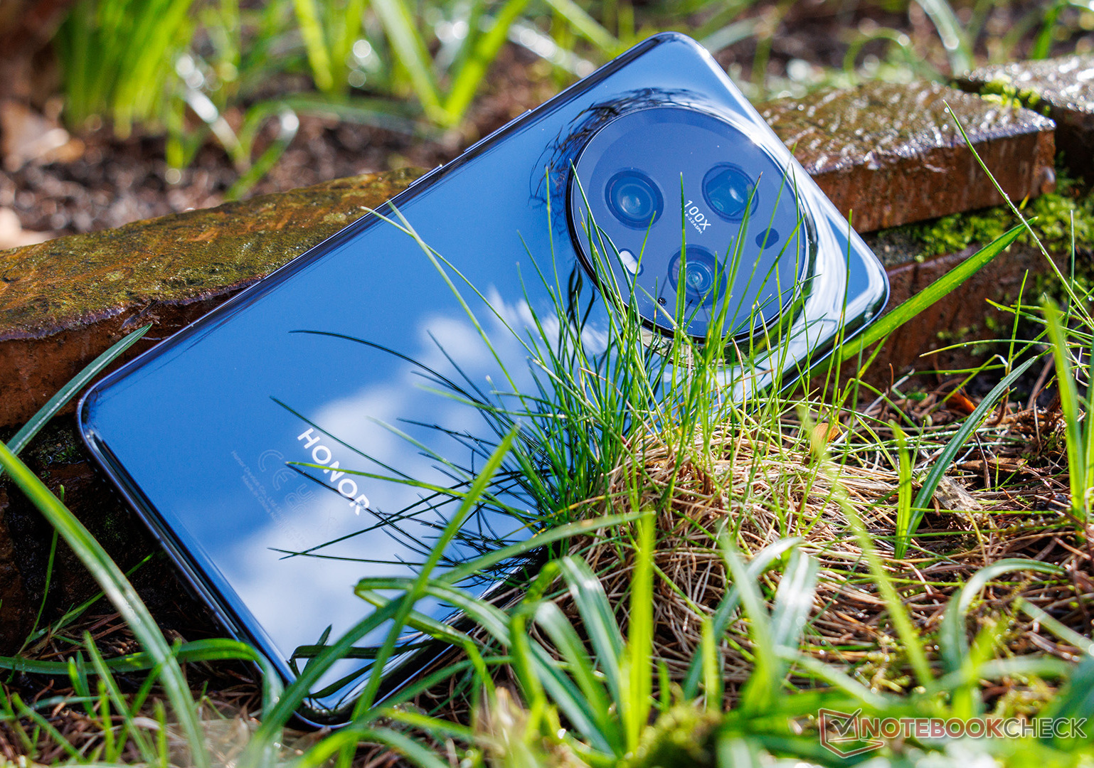 Honor Magic6 to launch early next year with 1-inch Omnivision OV50K sensor