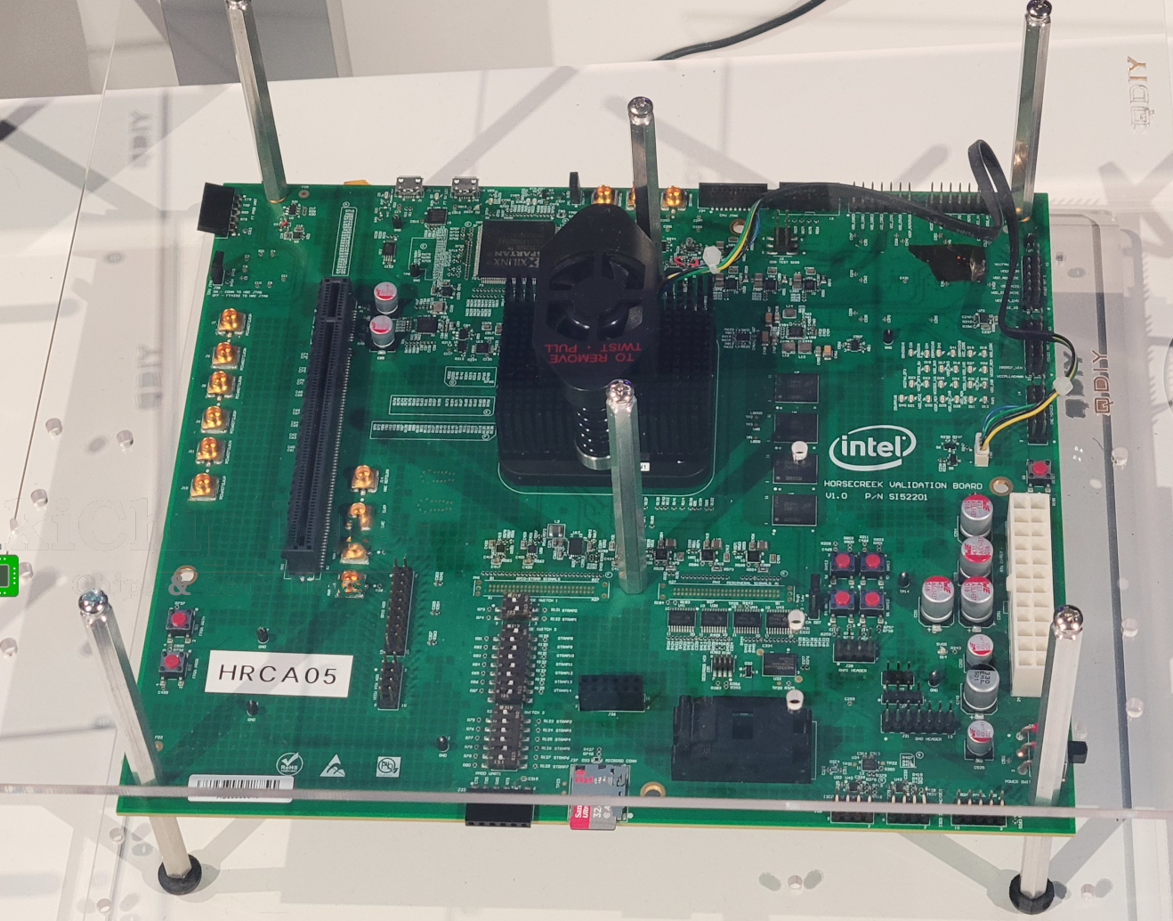 Intel demos “Horse Creek” developer board with SiFive RISC-V CPU, DDR5 RAM and PCIe 5.0 slot