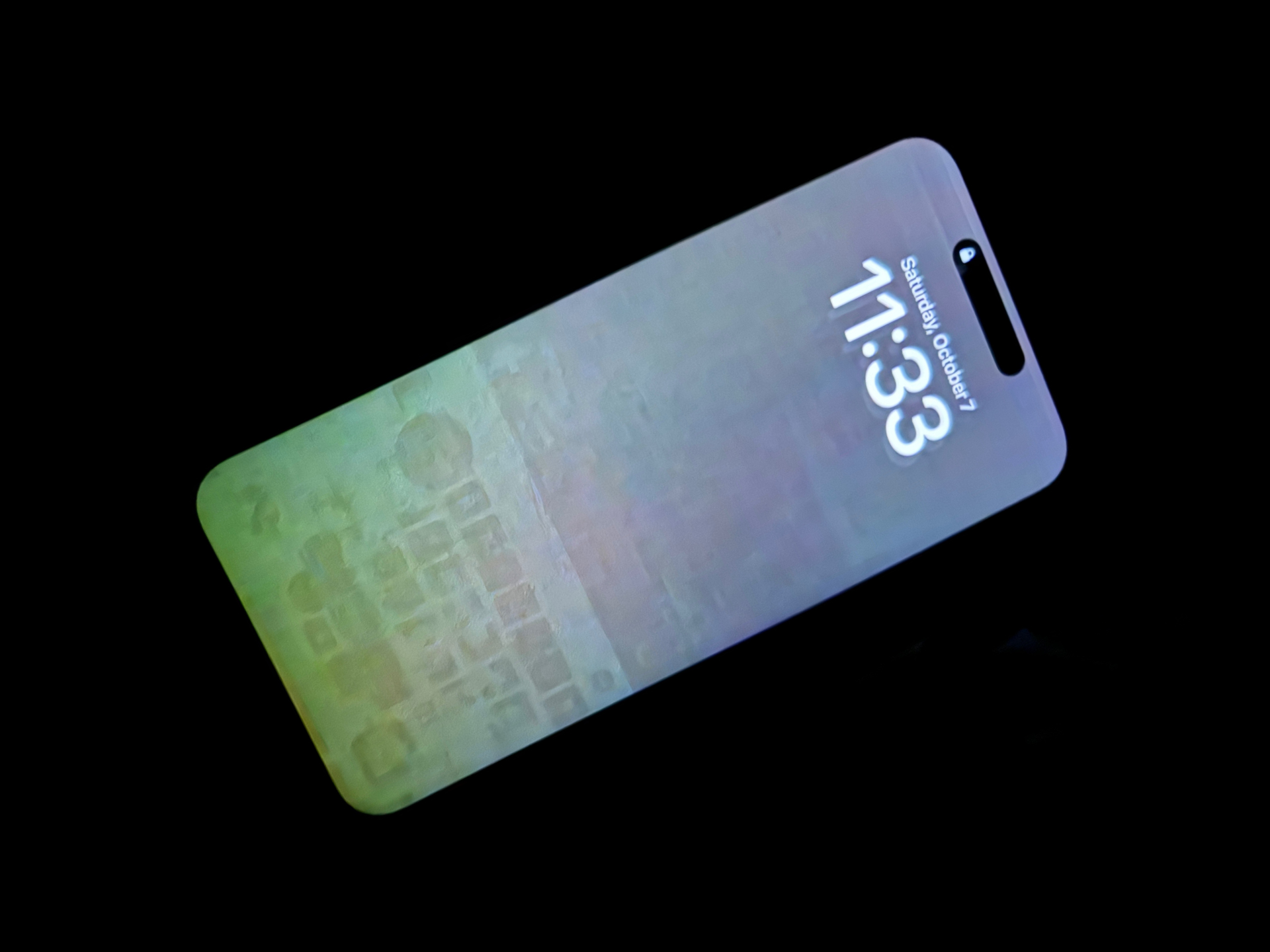 Apple iPhone 15 Pro: Owners of some Pro and Pro Max models complain about  OLED burn-in shortly after iOS 17 overheating fix -  News