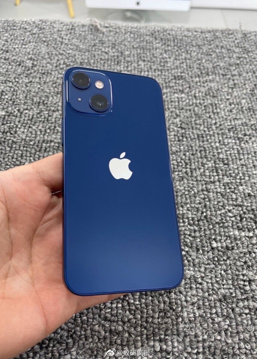 Alleged iPhone 13 mini prototype leaks with a revised camera 
