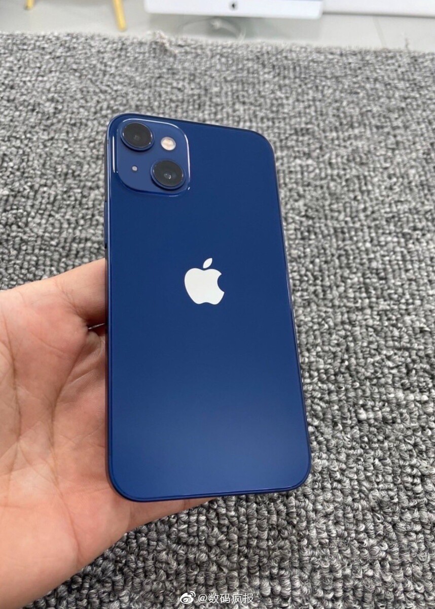 Alleged Iphone 13 Mini Prototype Leaks With A Revised Camera Design Notebookcheck Net News