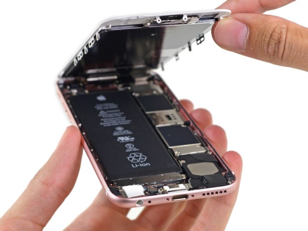 apple-may-offer-battery-rebate-in-regard-to-batterygate-controversy