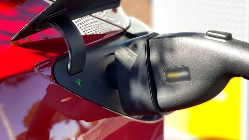 Cheaper Tesla CCS adapter by Lectron lets you charge your Model 3/Y/S/X at  more than 5,000 non-Supercharger stations -  News