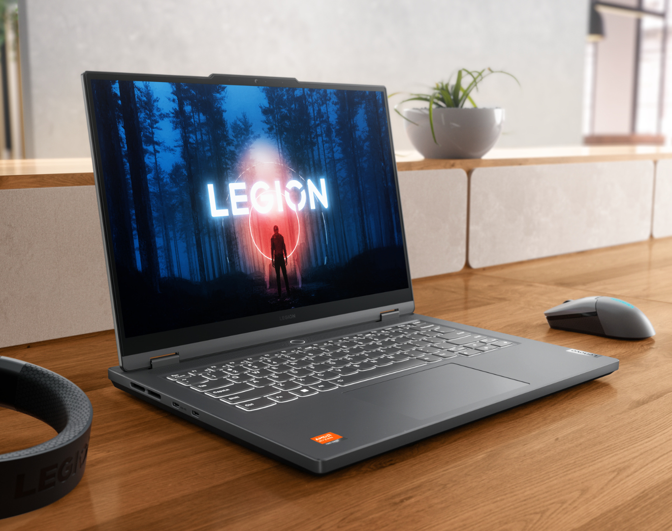 Lenovo Legion Slim 5: New 14-inch gaming laptop debuts with AMD Ryzen 9 7940HS, 140 W charging and 120 Hz OLED display