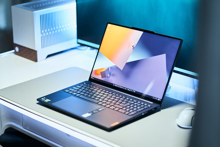 Lenovo Slim Pro 9i featuring stunning 3.2K Mini-LED panel, Core i9-13905H, and RTX 4060 discounted by massive US$350