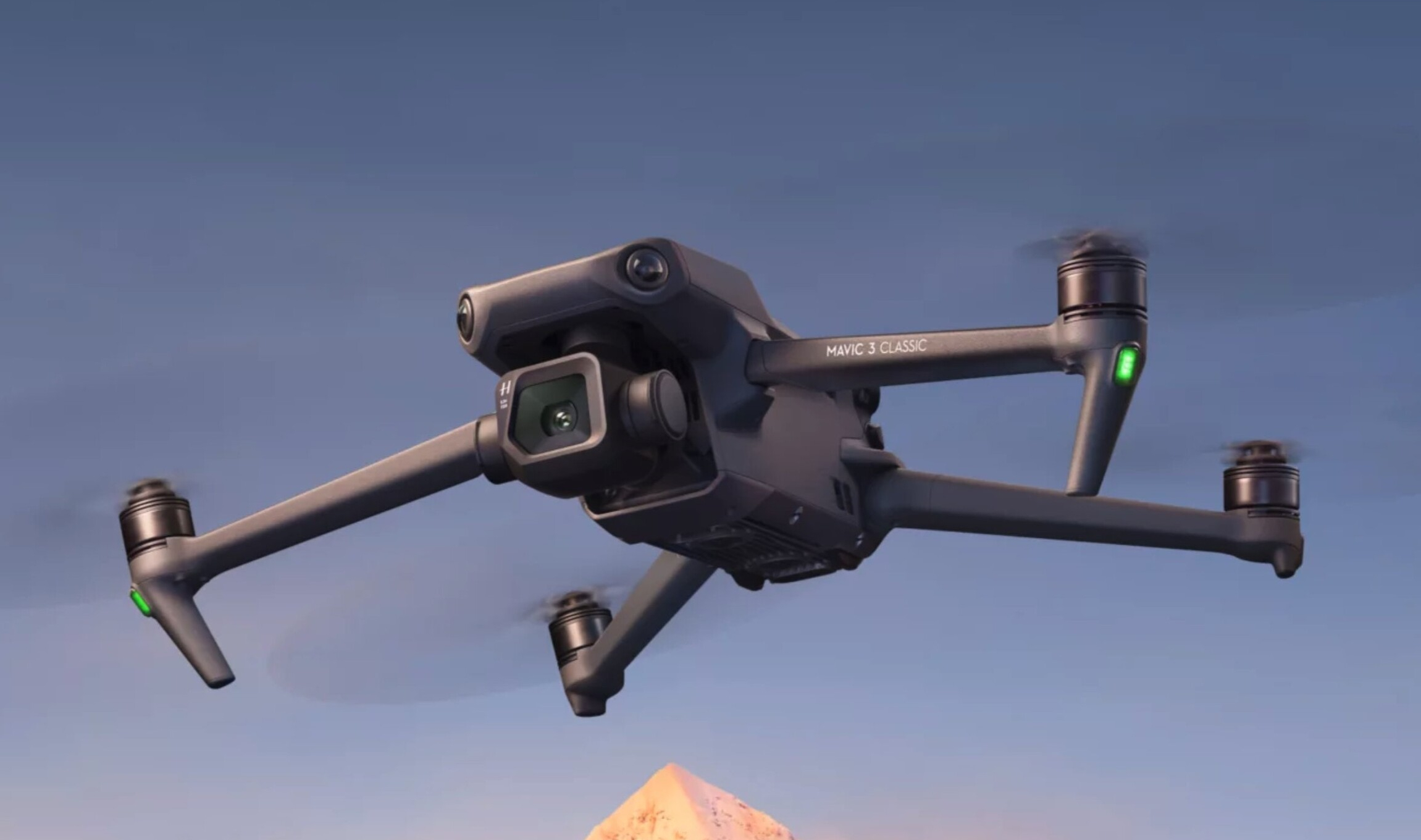 Tolk Integral Booth DJI Mavic 3 Classic: European prices leak one day ahead of release -  NotebookCheck.net News