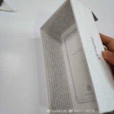 The purported OnePlus 6T box features rows of names  on its inside. (Source: GSMArena)
