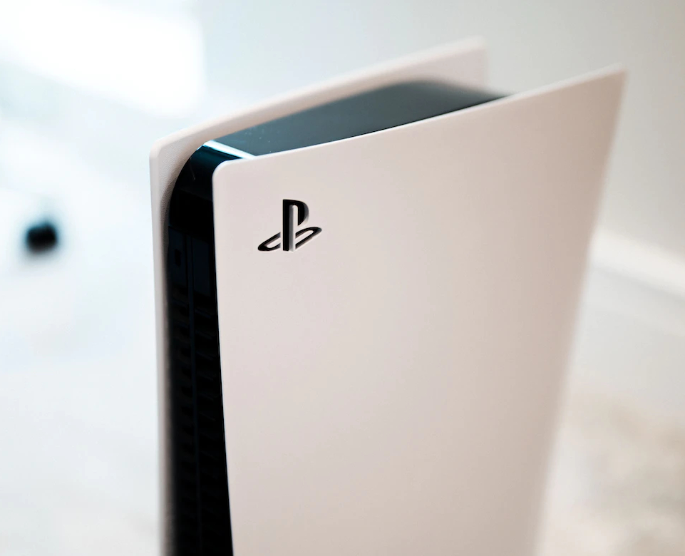 Sony PlayStation 5 Slim: Alleged device photo reveals design