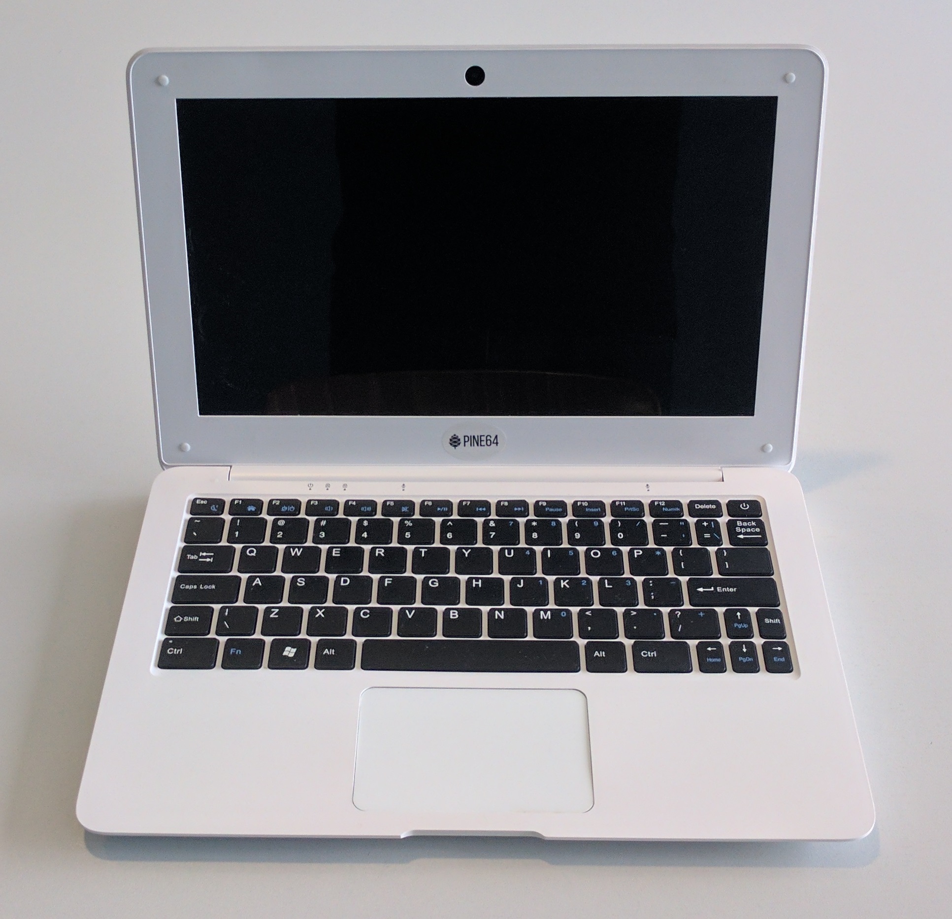 11 дюймов. Pine64 ноутбук. Pine book. Pine64 самодельный ноутбук. Laptop.89-90.