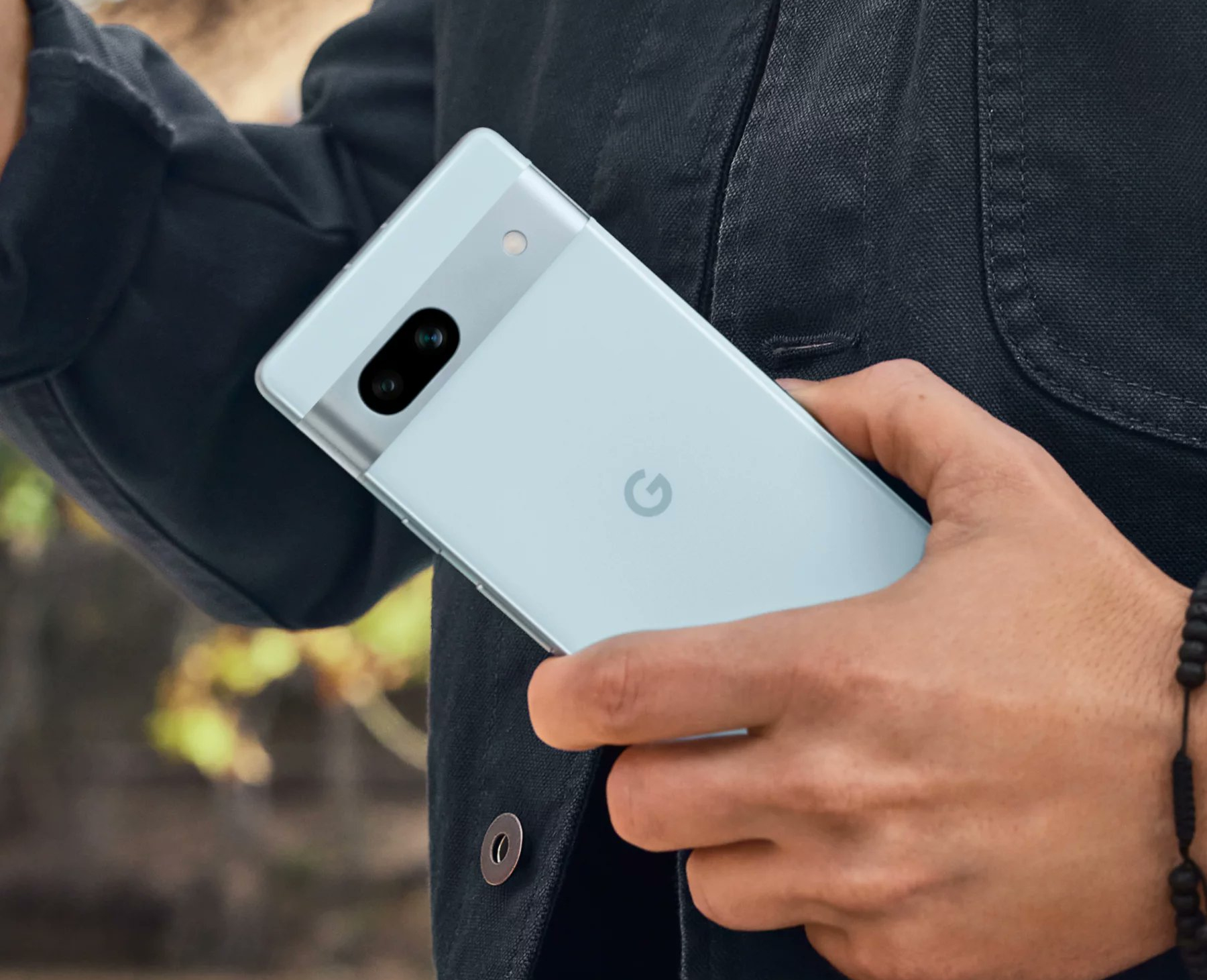 Google launches Pixel Fold, Tablet and 7a Android devices