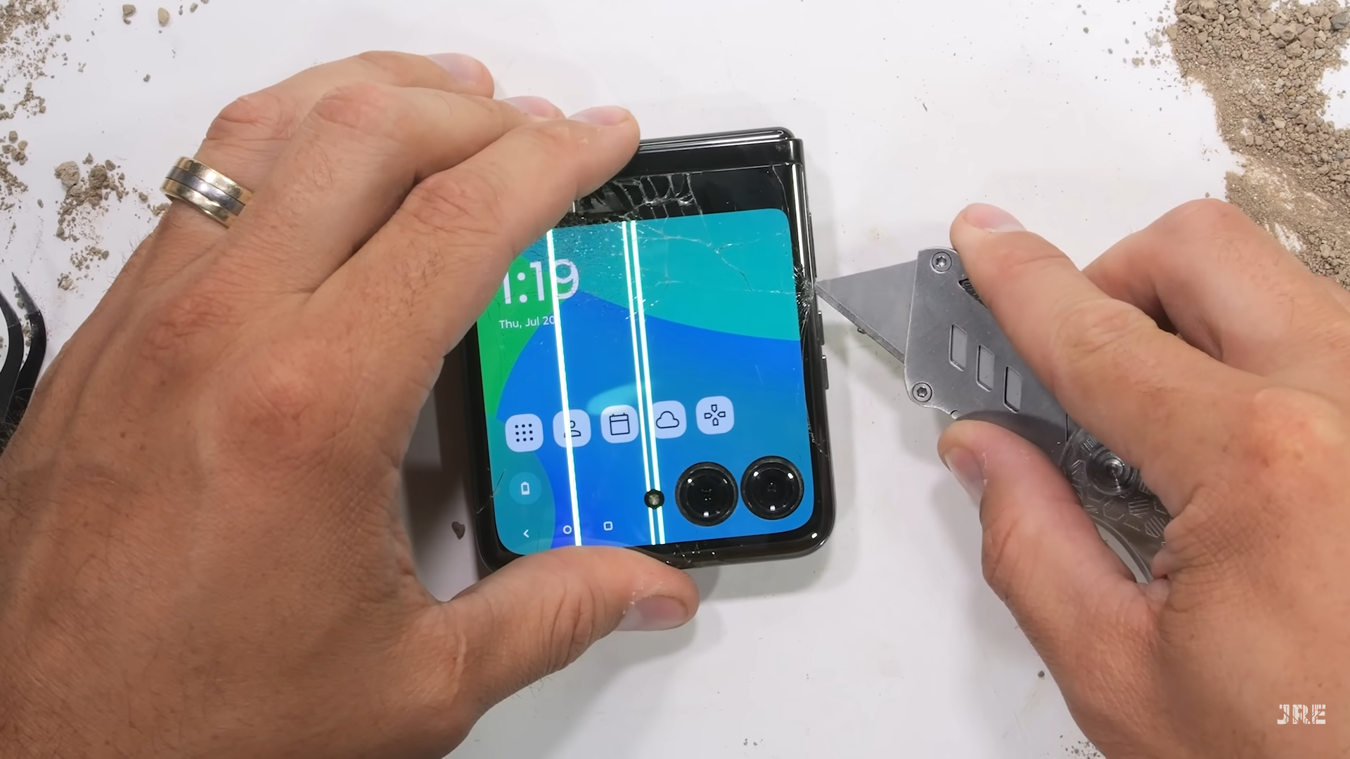 Motorola Razr Plus teardown reveals unusual internals, UTG glass and possible explanation for durability fail