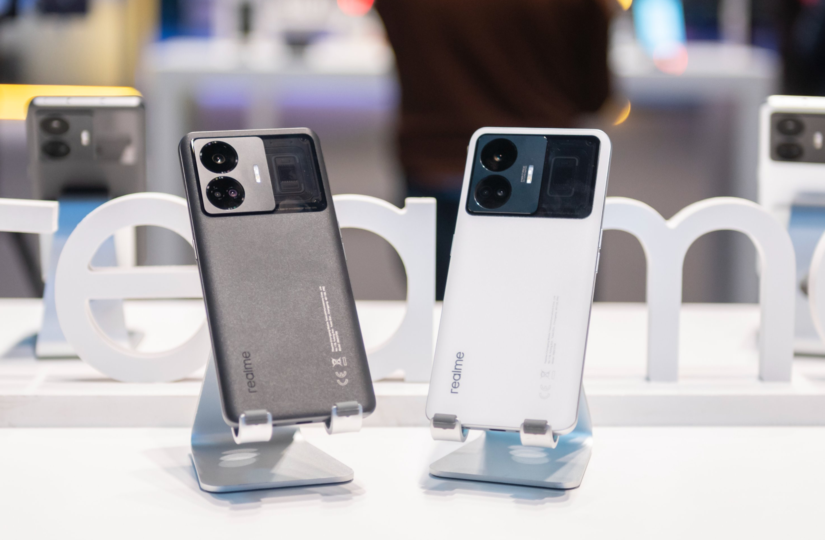 New Realme GT3 brings 144 Hz AMOLED display, Snapdragon 8 Plus Gen