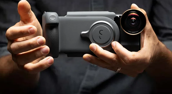 Shiftcam launches ProGrip, a multifunction camera grip with wireless  charging for smartphones -  News