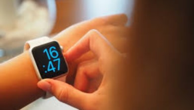 The smartwatch market could break 100 million units shipped by 2024: new  market research -  News