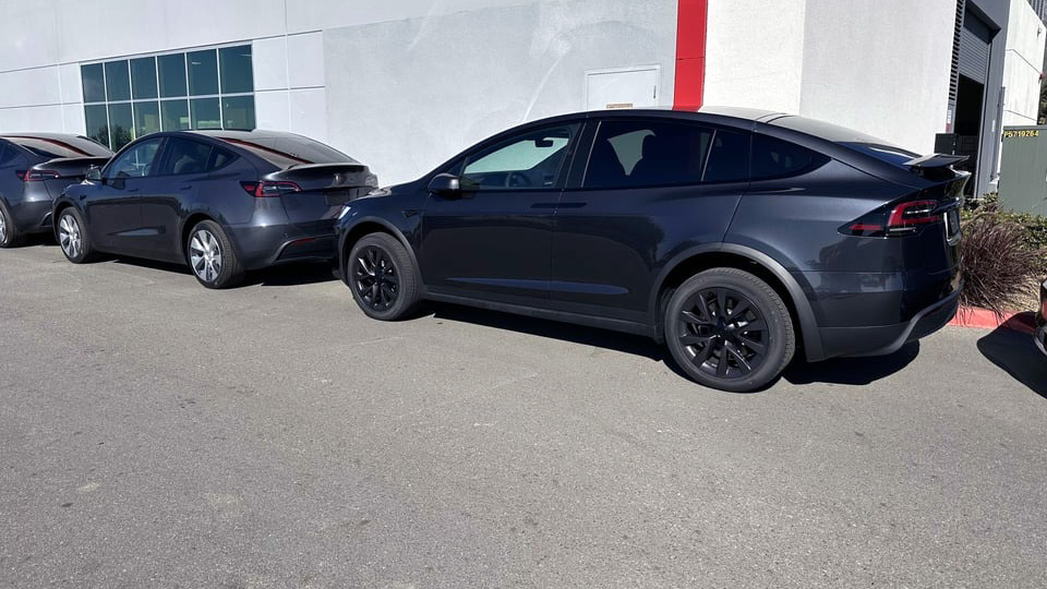 New Tesla Stealth Grey car color looks more chameleonic than Midnight  Silver at a dealer lot -  News