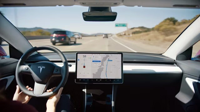 Free Tesla Self-Driving subscription trial in the cards as Elon Musk