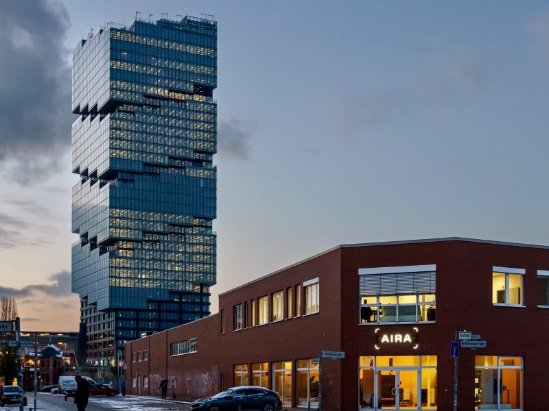 Edge East Side: 460-feet-high Amazon Tower in Berlin is complete