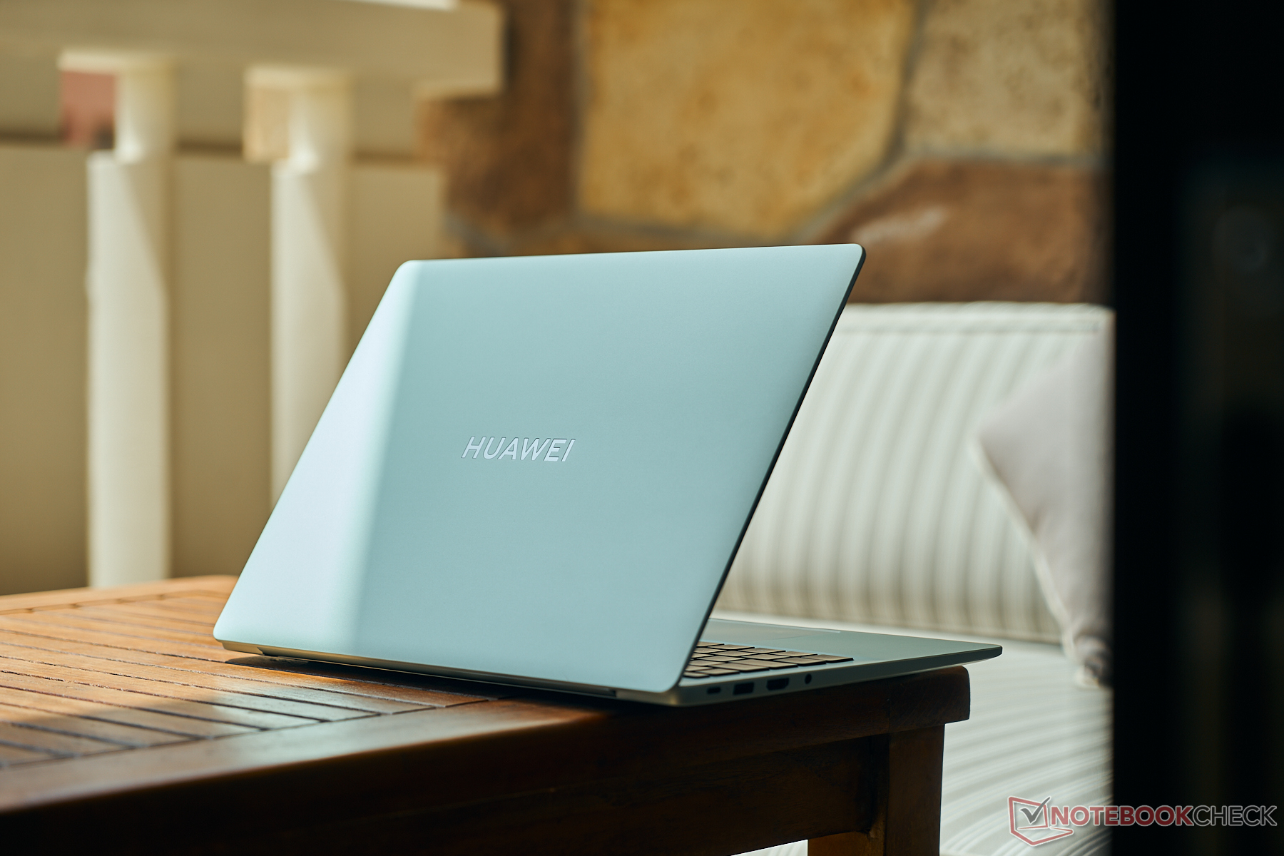 Huawei MateBook 14 updated with 2.8K OLED panel and Intel