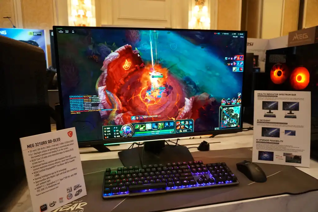 MSI MEG 321URX revealed with 4K/240 Hz Samsung QDOLED panel and