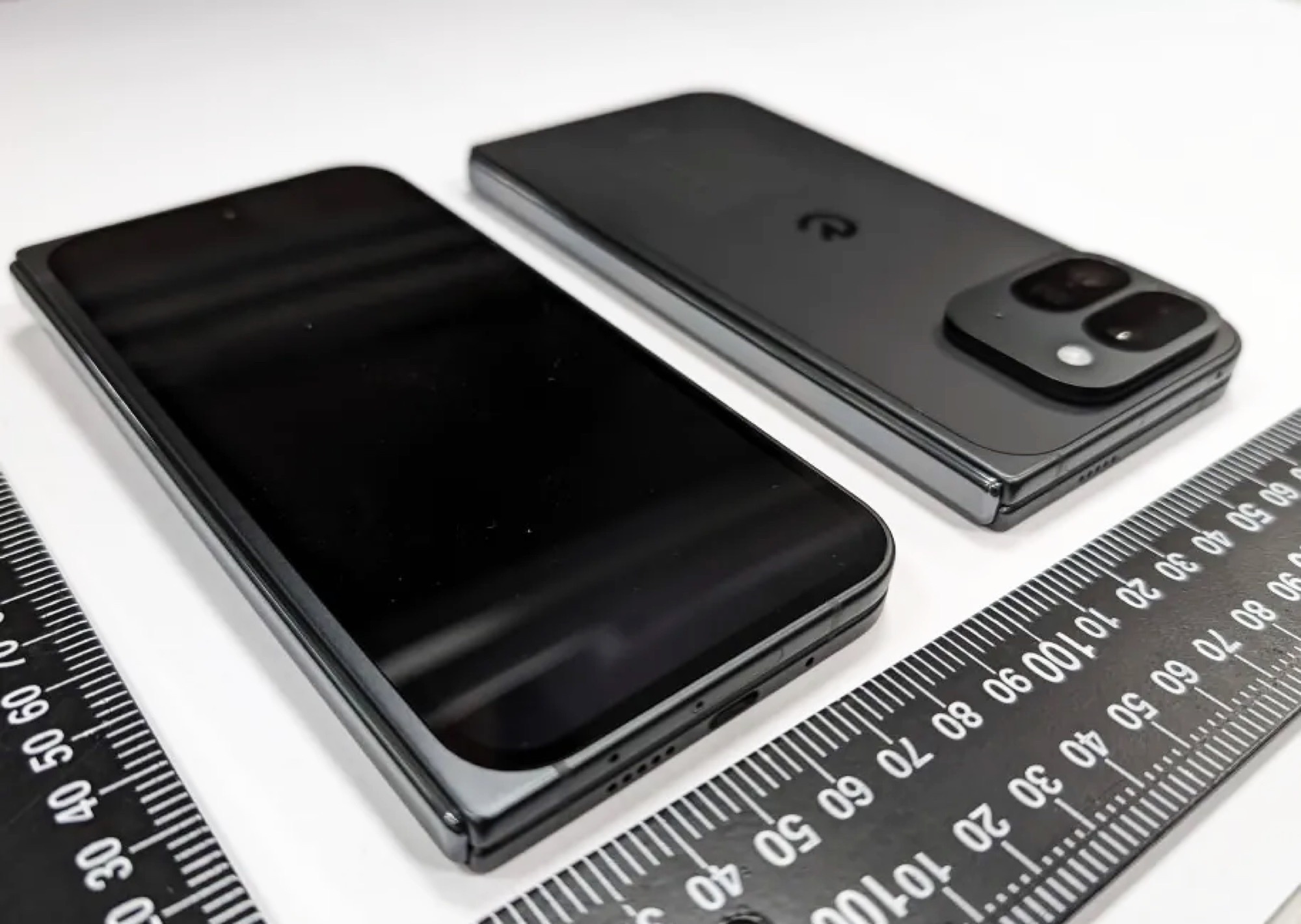 Leaker reveals Google Pixel 9 Pro Fold pictures and specs before ...