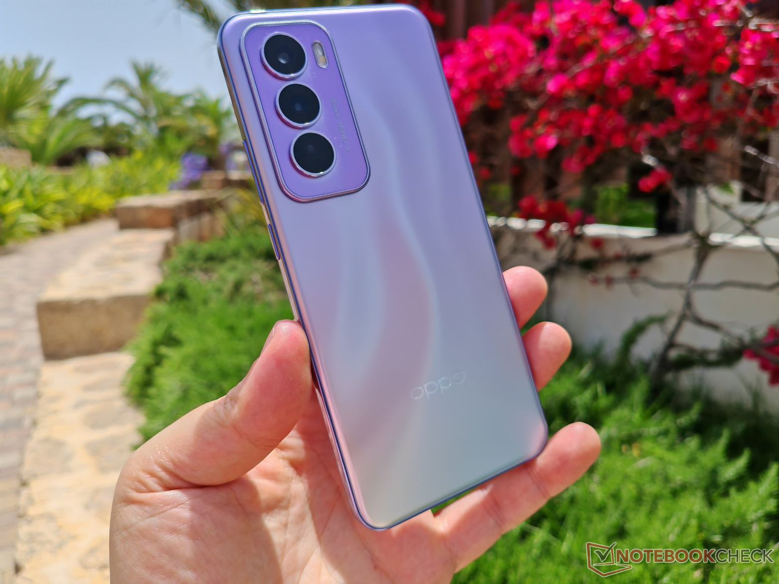 Oppo Reno12 and Reno12 Pro launched globally with a MediaTek Dimensity ...