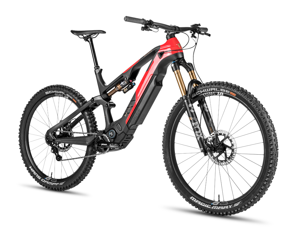 E MTB R.X1000 and e crossover R.C1000 from Rotwild come with