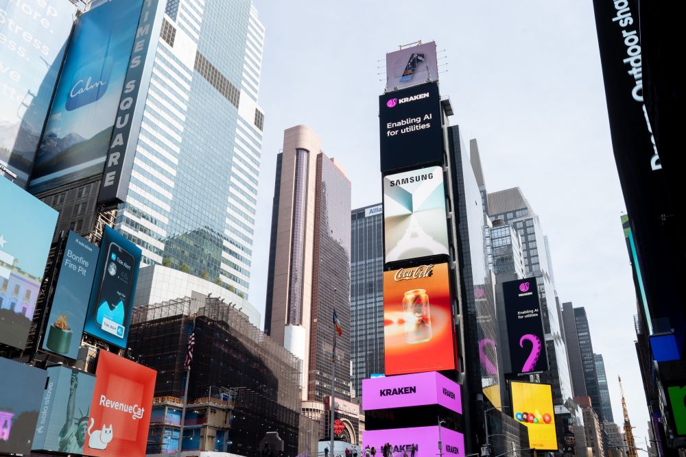 Samsung launches a global billboard campaign for Galaxy Unpacked July