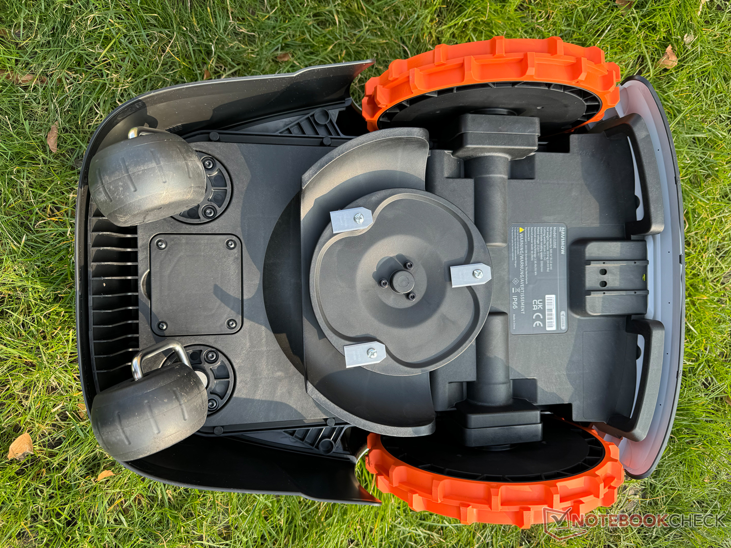 Navimow i105E in a practical test Segway's affordable robotic mower
