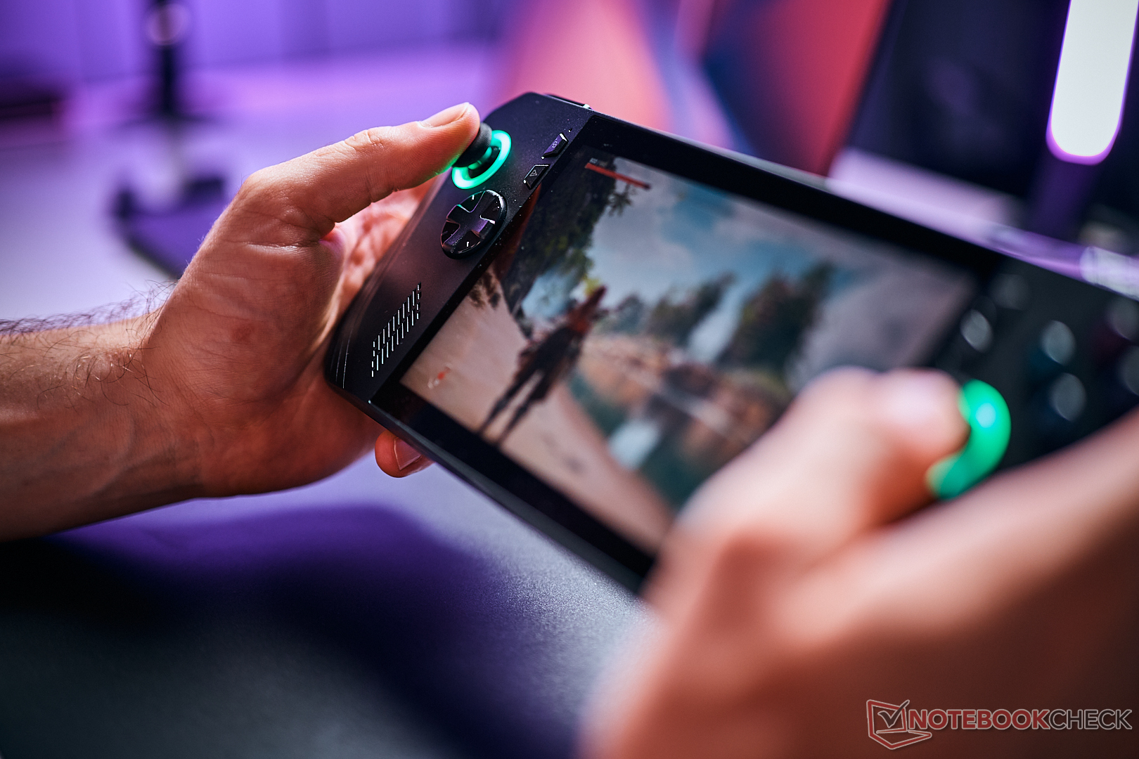 AMD Z2 Extreme chip for handheld consoles tipped for an early 2025 ...