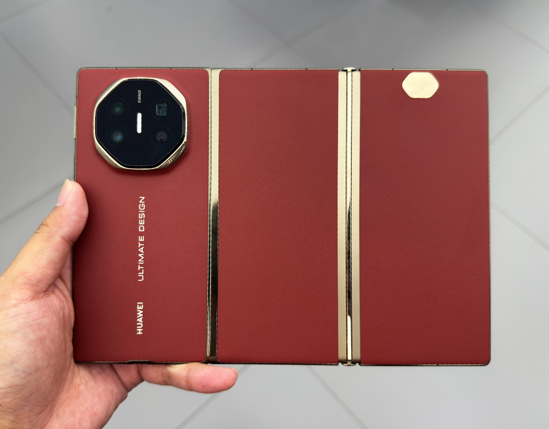 Crazy expensive trifolding Huawei Mate XT phone won't leave China