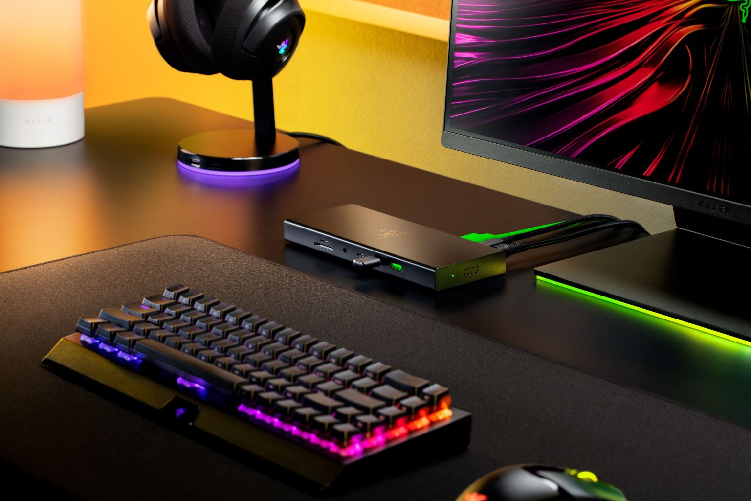 New Razer USB 4 Dock brings 14 port expansion to laptops New Razer USB 4 Dock brings 14 port expansion to laptops
