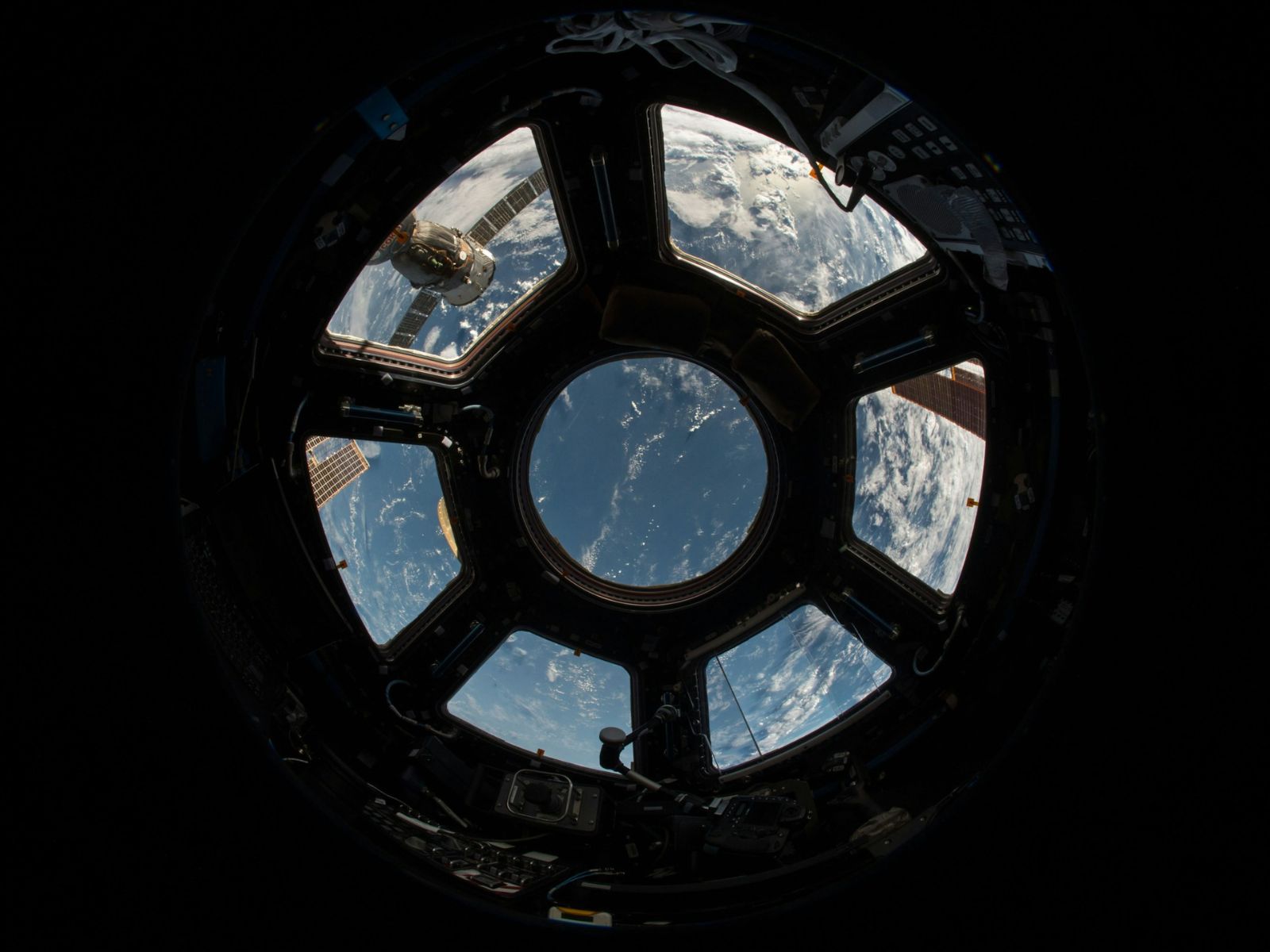 An astronaut aboard the ISS has captured a fireball in the atmosphere