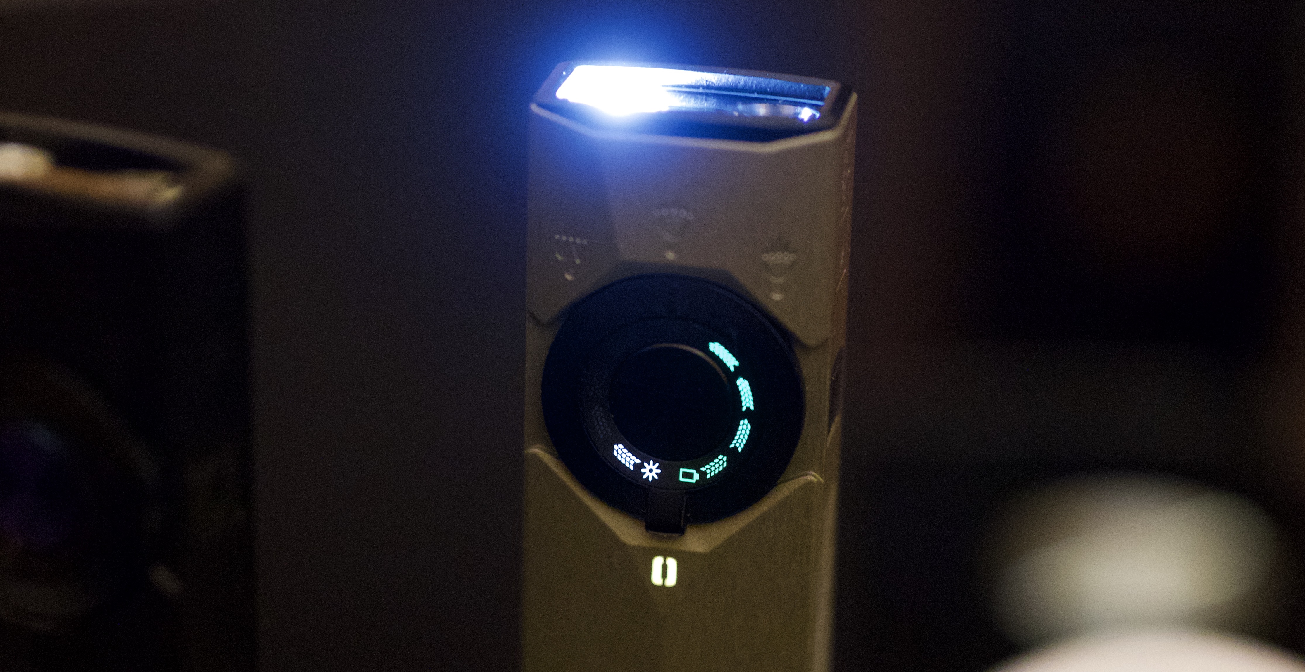 The LEDs are hidden behind perforated aluminum, shown here on the Arkpro Ultra with Arkbeat. (Image source: Andreas Sebayang/Notebookcheck.com)