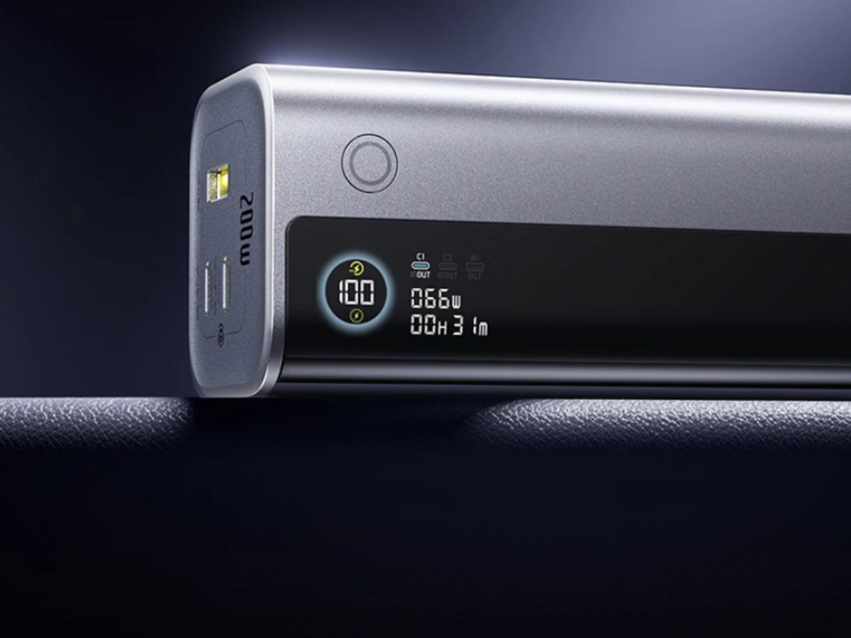 Baseus launches new 25,000 mAh 200W power bank with cables The Baseus EnerGeek GR11 Power Bank with Retractable Cable 25000mAh 200W has launched in China. Building on an older model, this device can be used to charge up to four devices on the go.…