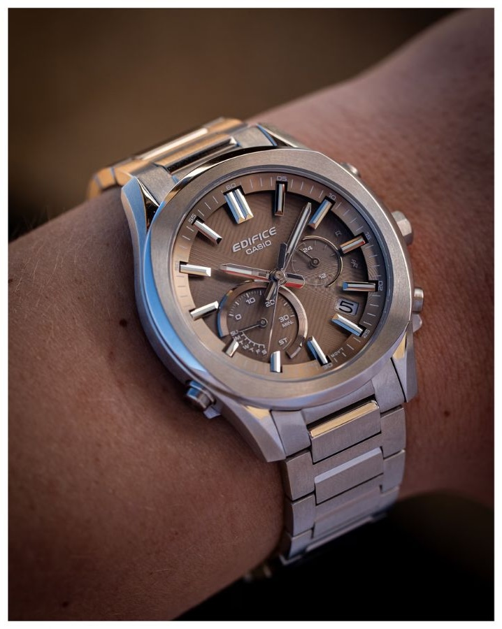 The Casio Edifice EQB-1300D-5A watch