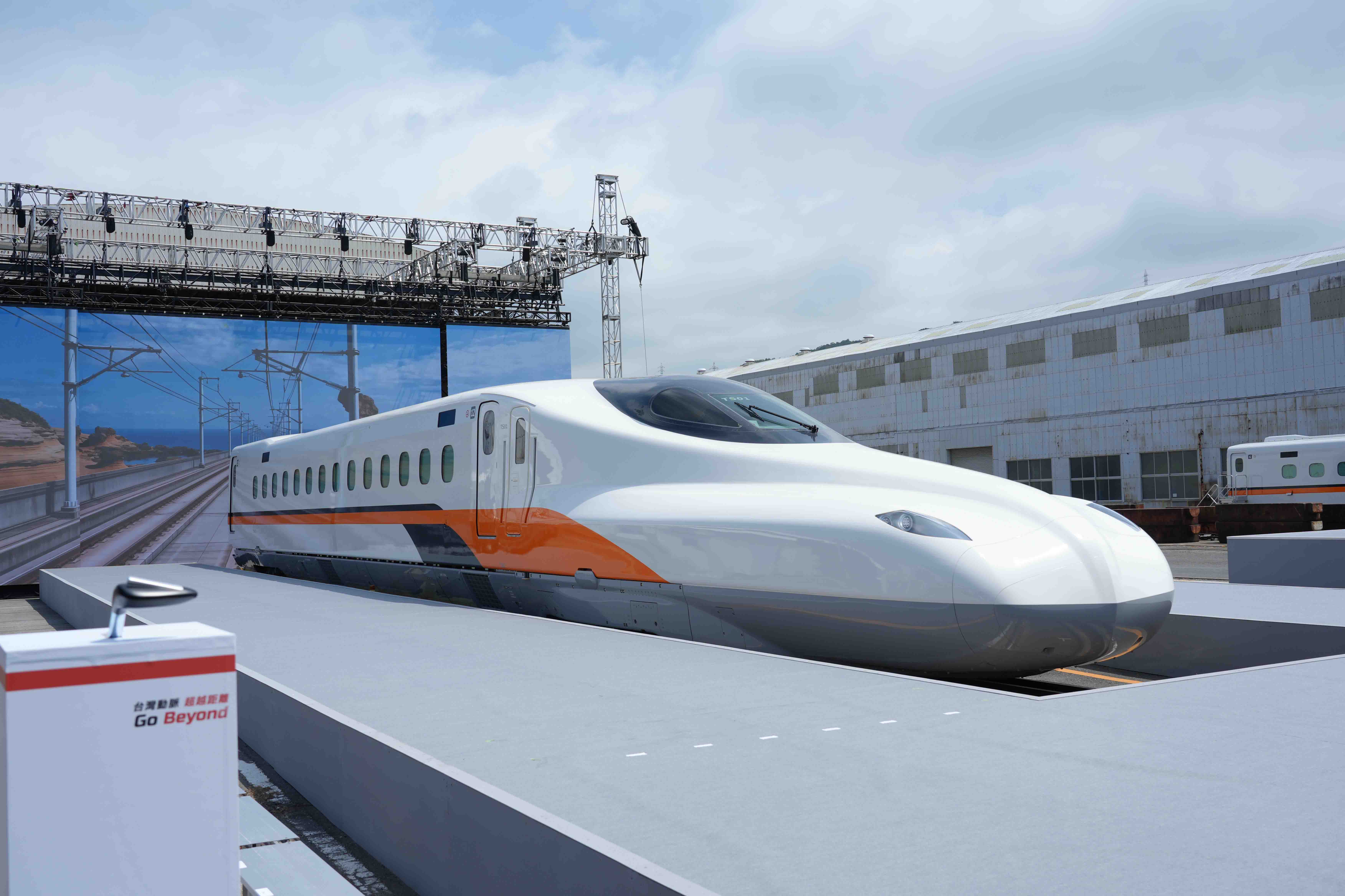 THSR officially unveils Taiwan’s new N700ST Shinkansen trains