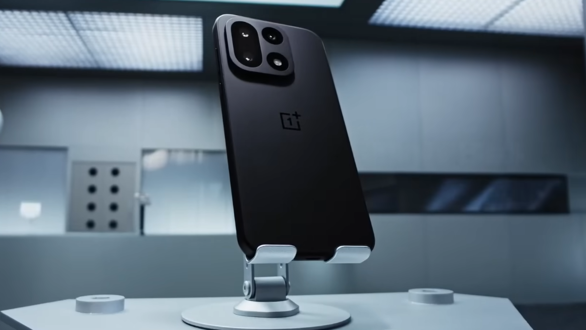 OnePlus 16 leak reveals telephoto camera upgrade The OnePlus 15 offered major performance upgrades over the OnePlus 13, including the Snapdragon 8 Elite Gen 5 processor and a larger battery. However, the company made compromises on the camera by using…