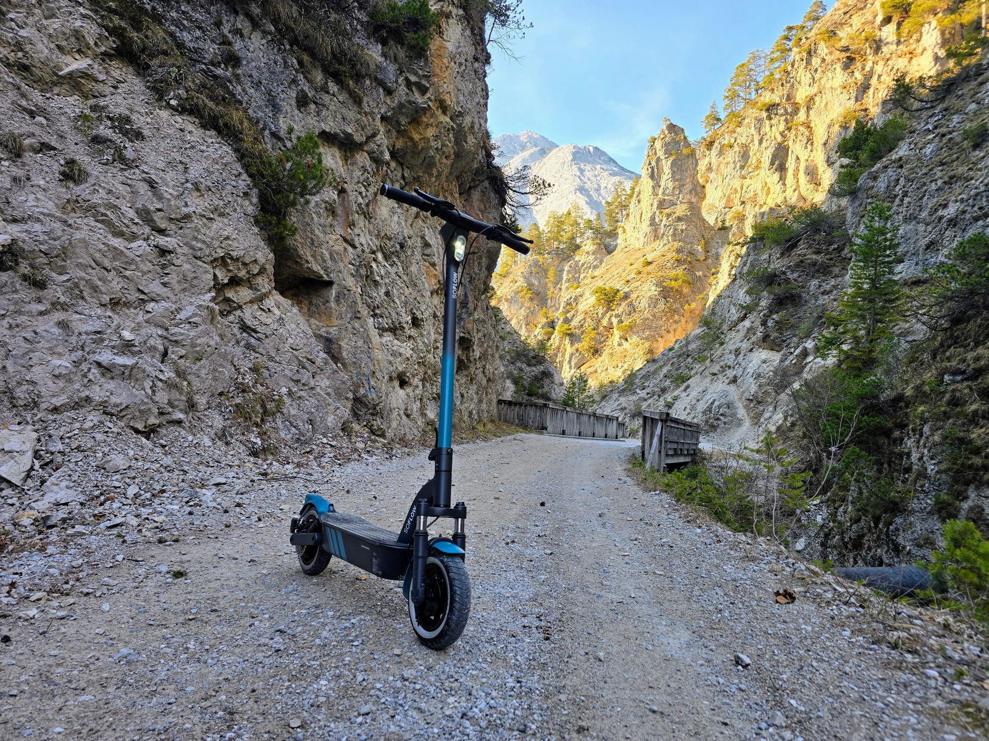 It gets up everywhere - SoFlow SO4 Pro Max e-scooter tested