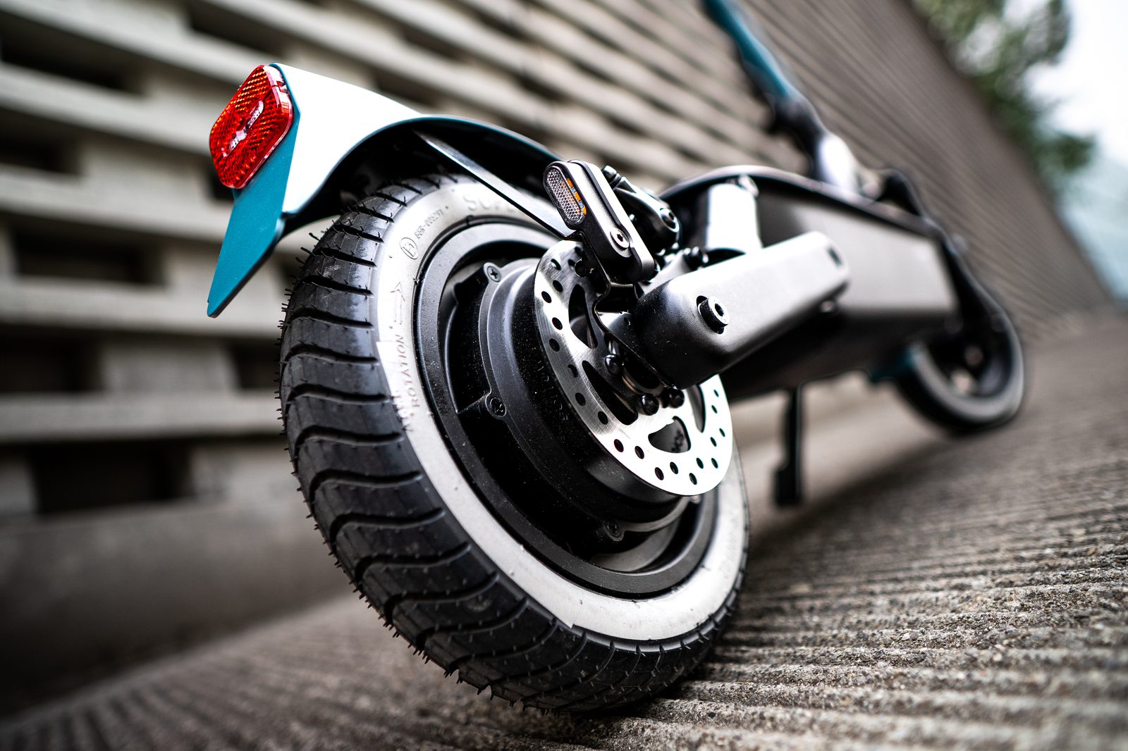New SoFlow e-scooters can be tracked via Apple Find My